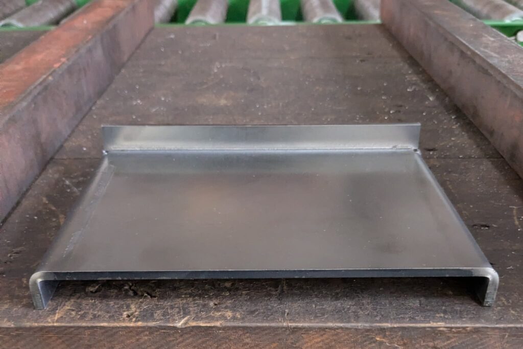 鋼板4.5tの曲げ加工