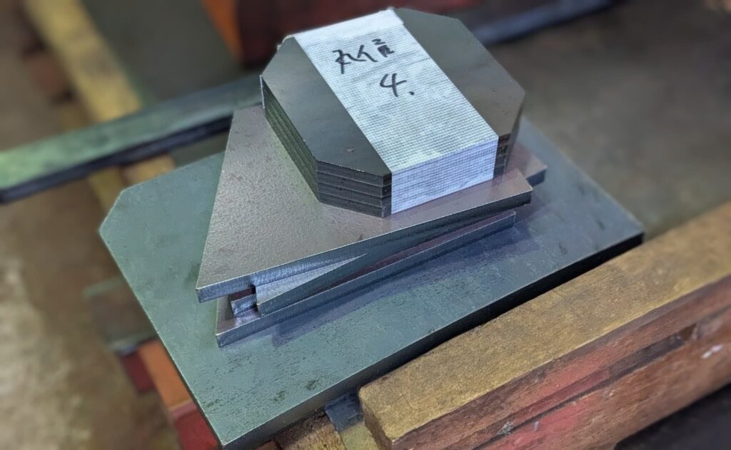 レーザー加工 6t・9t・12t