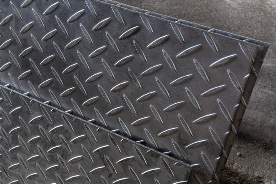 縞鋼板厚み4.5t中山目