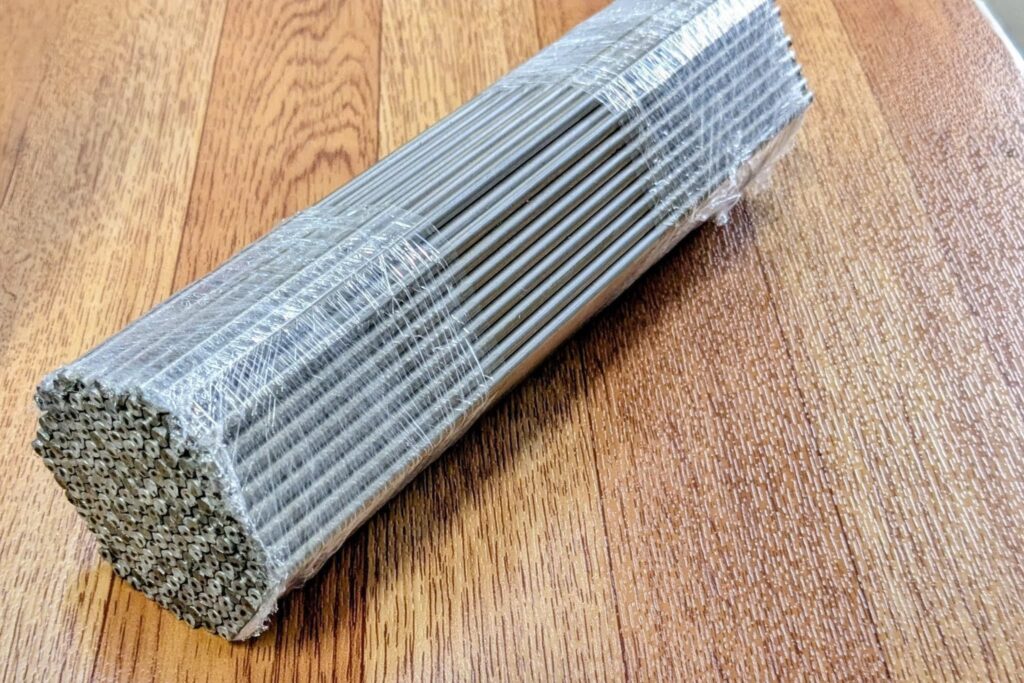 ステンレス　SUS304　磨き４マル　ポンス切り