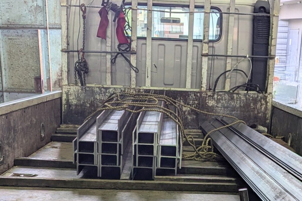 H鋼125×125×6.5/9　切断品　トラックにて配達