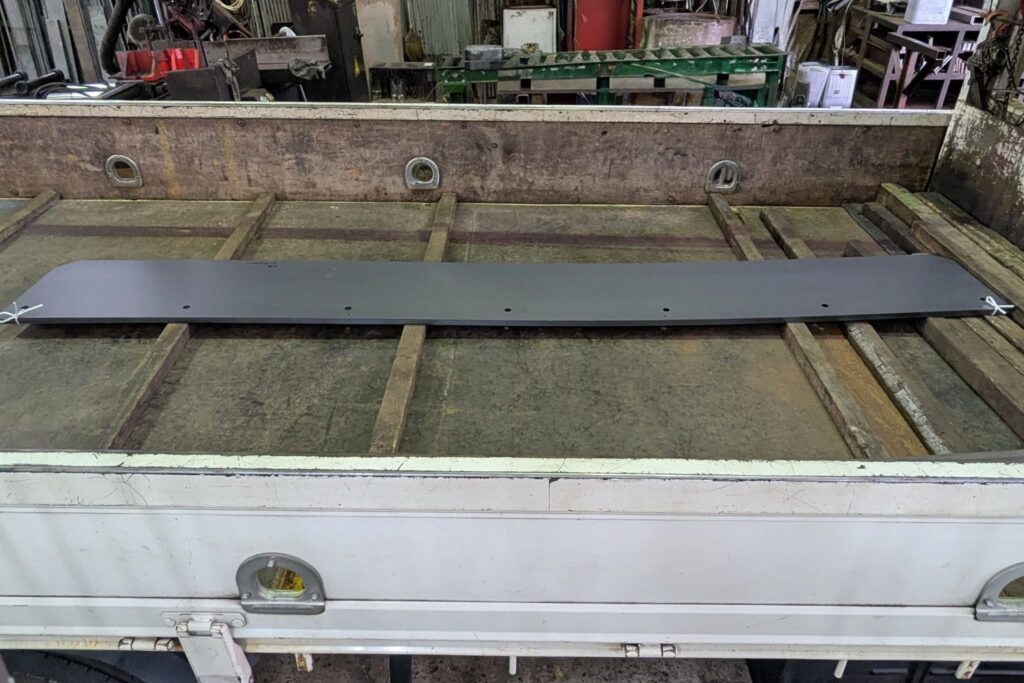 鋼板レーザー加工 HOT 3.2×350×2800